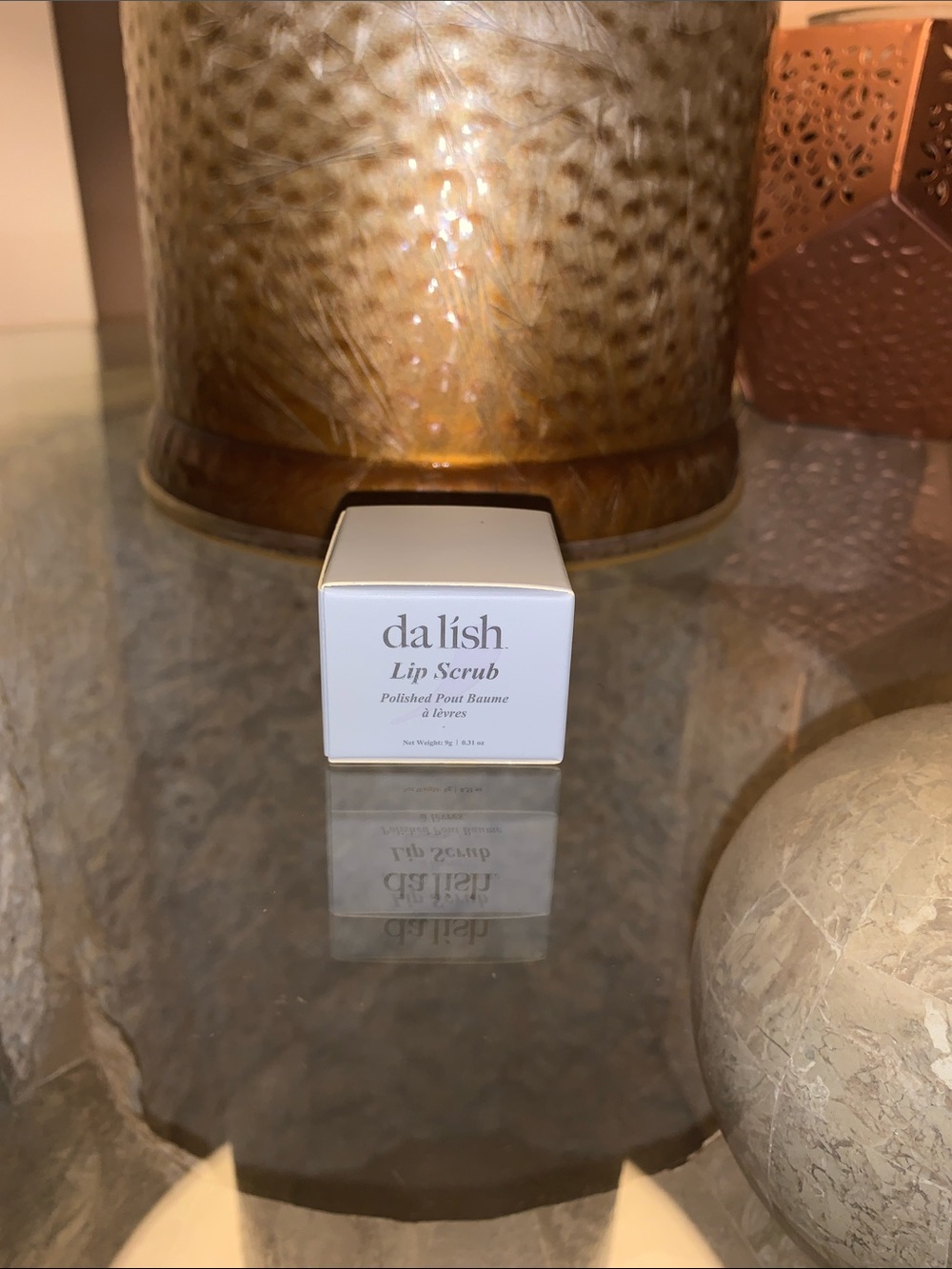 da lish Vegan/Cruelty Free Lip Scrub